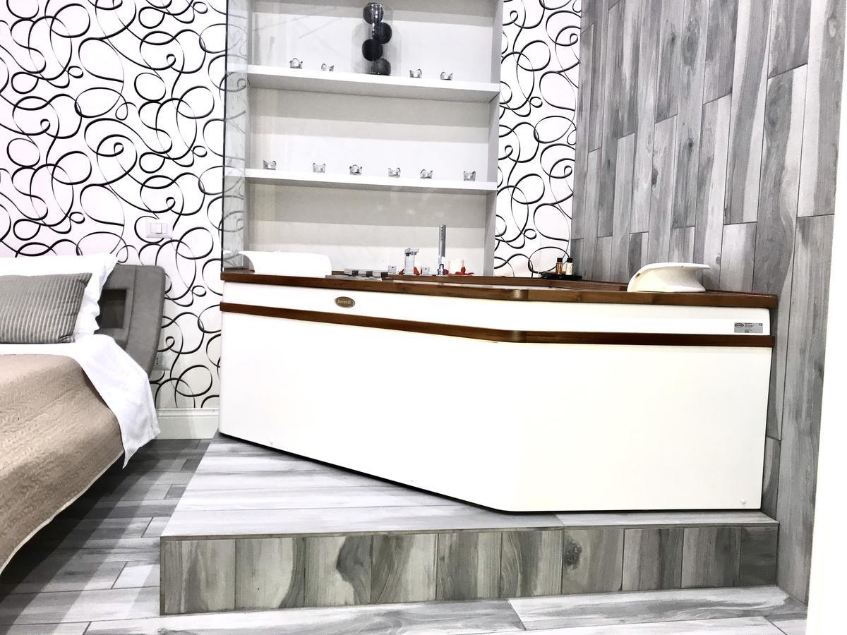 Bed and Breakfast Domus Tacito Luxury Roma Exterior foto