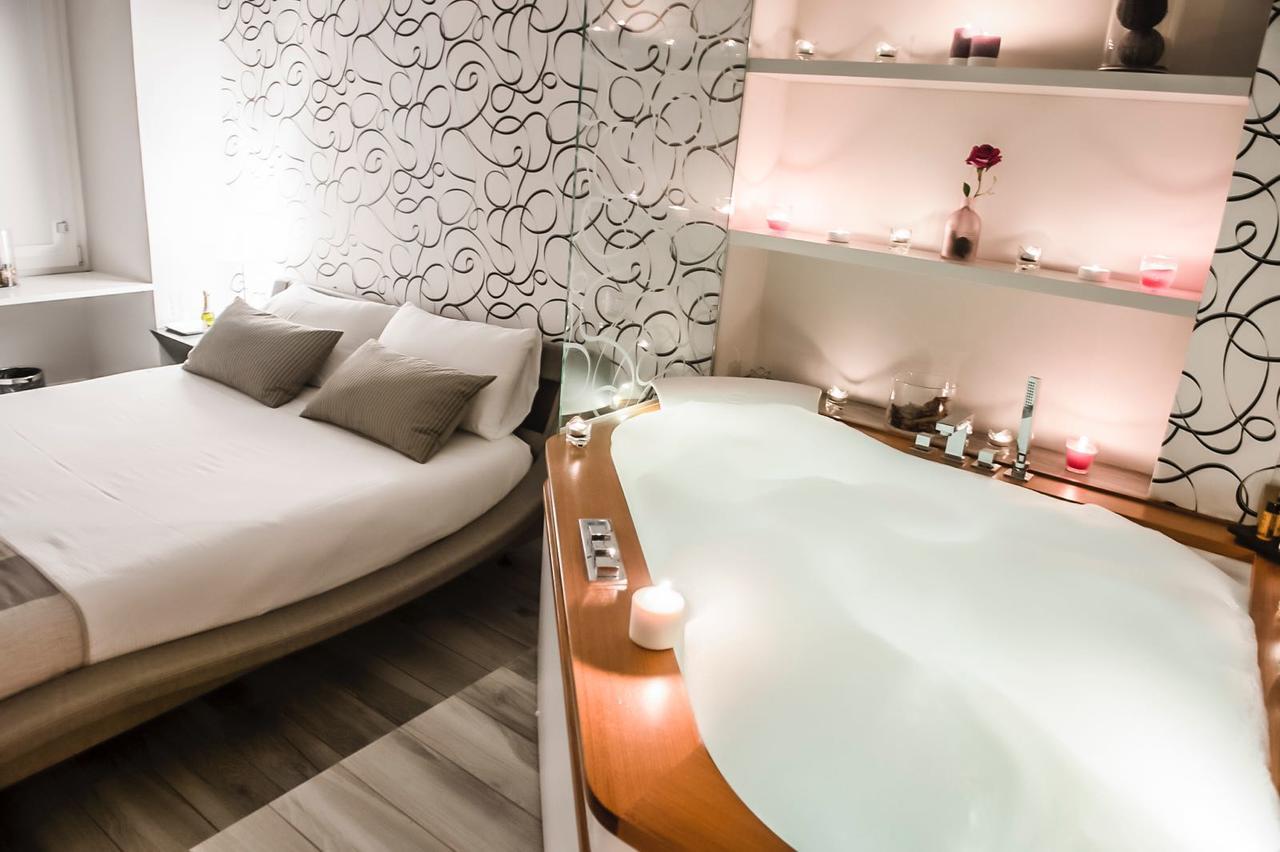 Bed and Breakfast Domus Tacito Luxury Roma Exterior foto